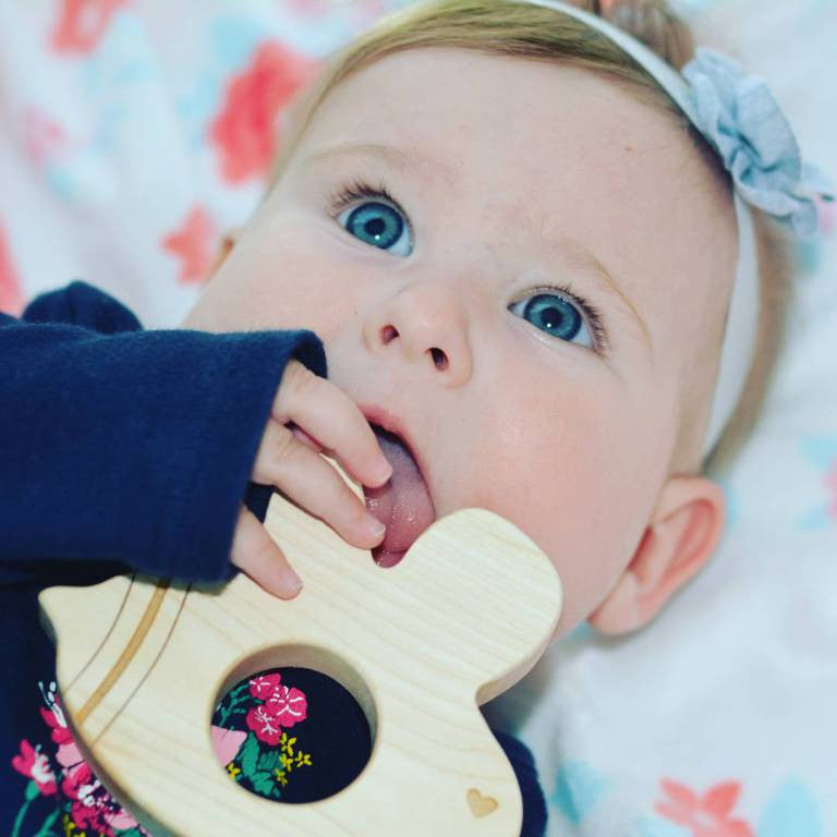 The Mama Journey ::: Buzzy Bee Wooden Teether Review & Discount
